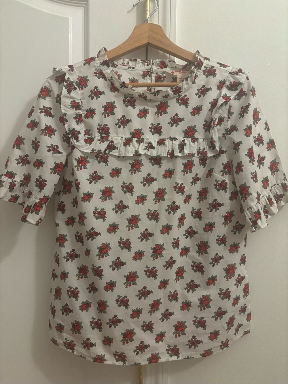 Brooks Brothers White Floral Ruffle Blouse with Red Flowers